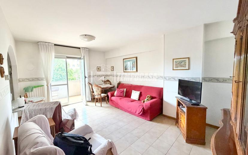 Trilocale in Viale dei Platani, Ascoli Piceno — foto 3 di 5