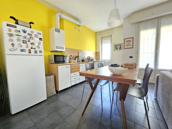 Bilocale in Viale Iginio Rota, Vimercate — foto 3 di 5
