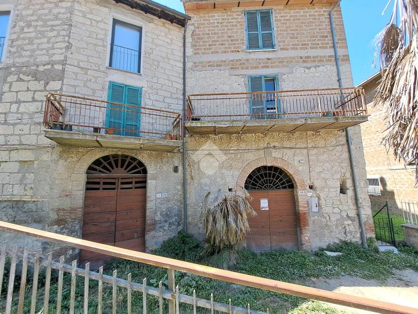 Trilocale in Via Variana Alta 2, Fabrica di Roma — foto 2 di 5