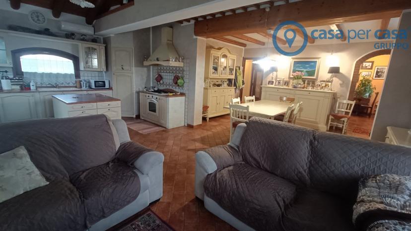 Villa, Lusia — foto 3 di 5