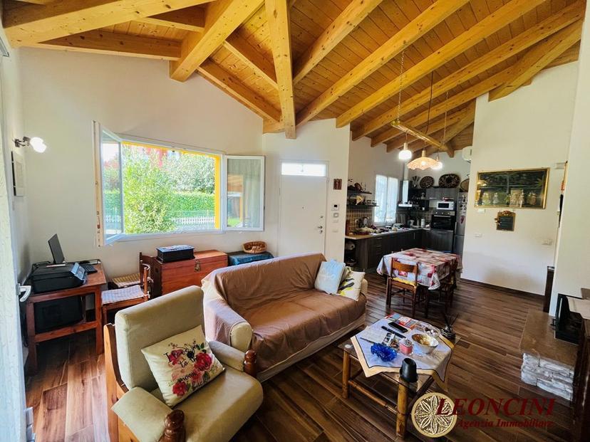 Villa in Viale Lunigiana 52, Villafranca in Lunigiana — foto 3 di 5