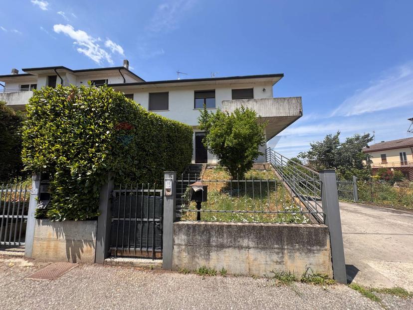 Villa a schiera in Via XXIV Aprile 85, Sustinente — foto 4 di 5