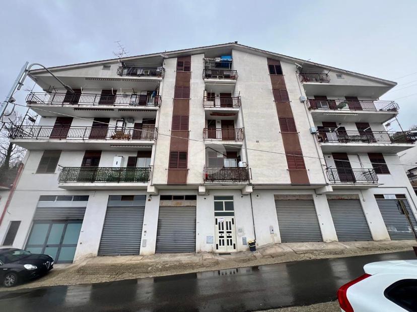 Trilocale in Via Antonio Gramsci 173, Casali del Manco — foto 4 di 5