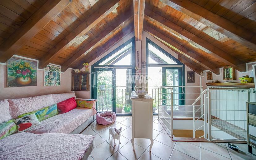 Villa in Via Giuseppe Mazzini 36/B, Biandronno — foto 5 di 5