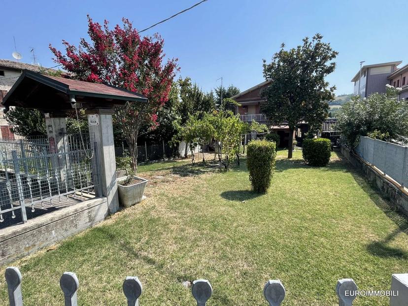 Casa indipendente in Via Quattro Novembre , Traversetolo — foto 4 di 5