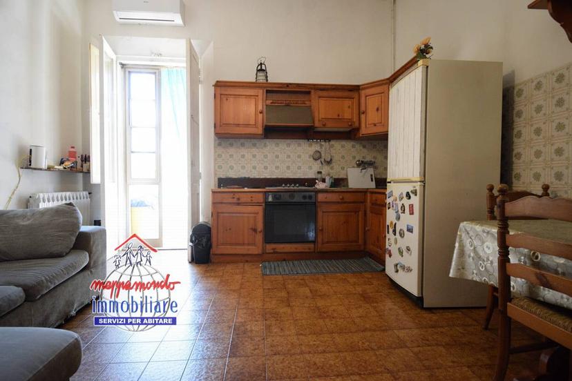 Trilocale in Piazza Mercato 12, Castello d'Argile — foto 2 di 5