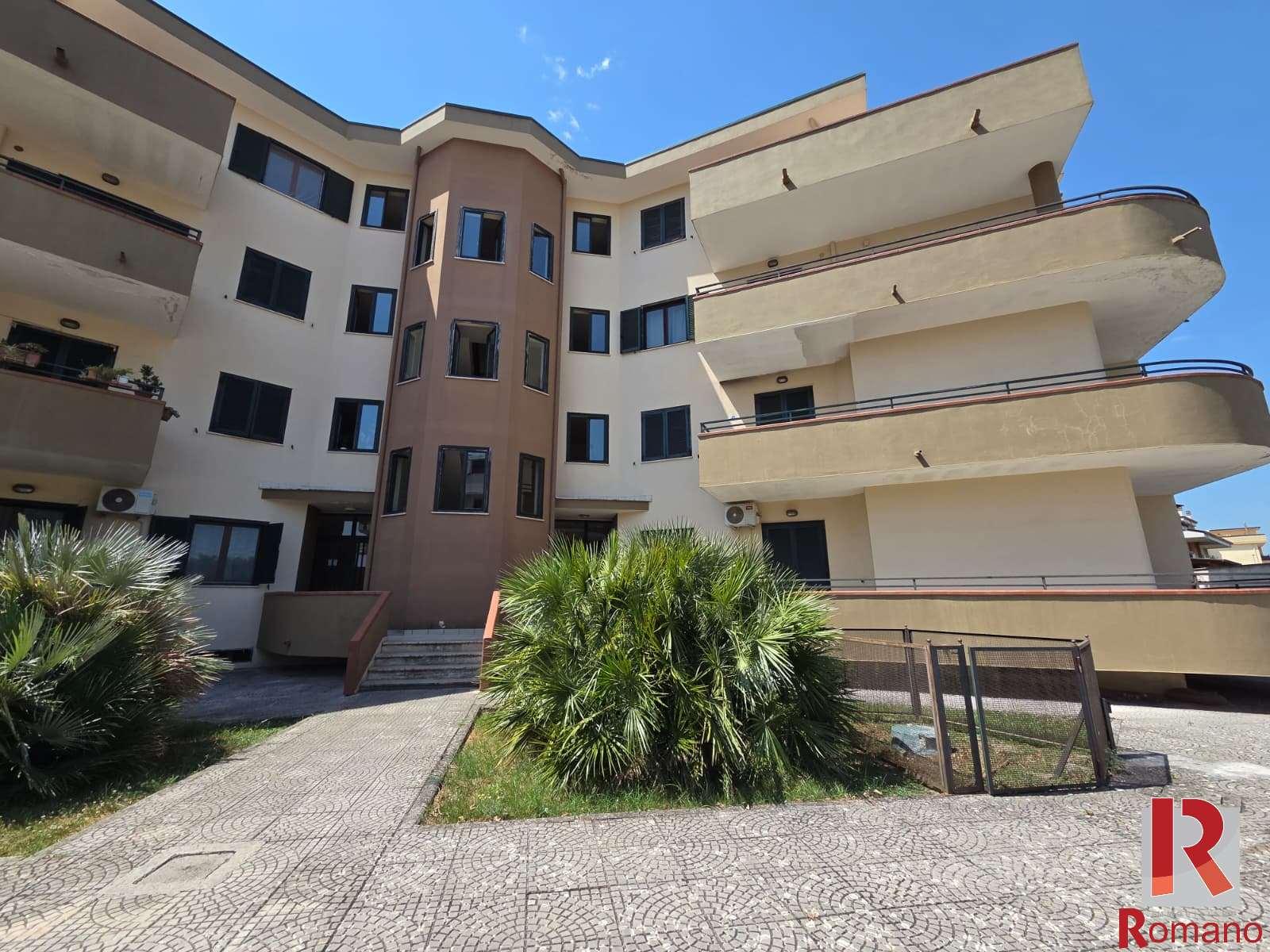 Quadrilocale in Via Bernardo Maria Silvestrelli  28, Santa Maria Capua Vetere