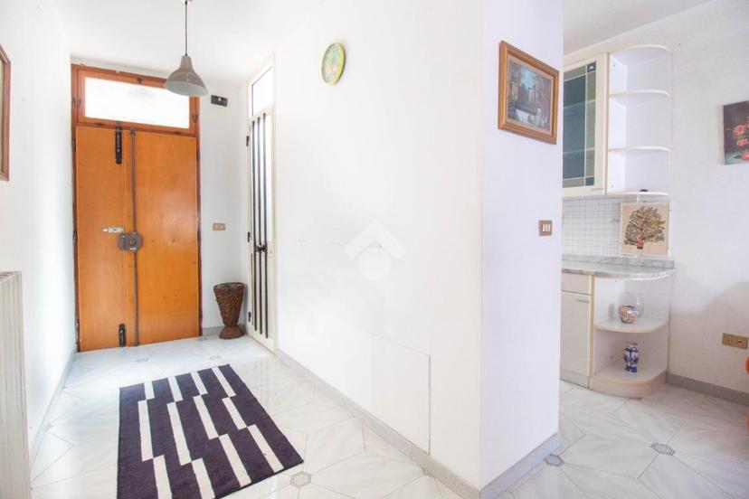Trilocale in Via XX Settembre 29, Loreto Aprutino — foto 3 di 5