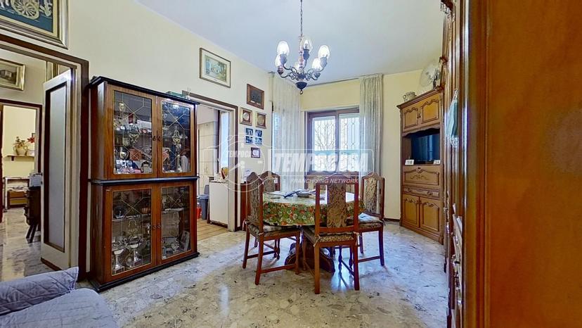 Trilocale in Via Monte Grappa, Brugherio — foto 3 di 5