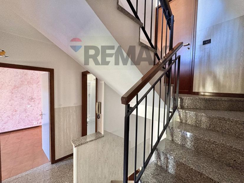 Villa a schiera in Via Arturo Toscanini, Verbania — foto 5 di 5