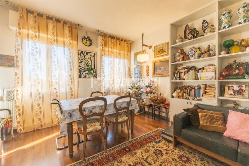 Trilocale in Viale a. Manzoni 58, Abbiategrasso