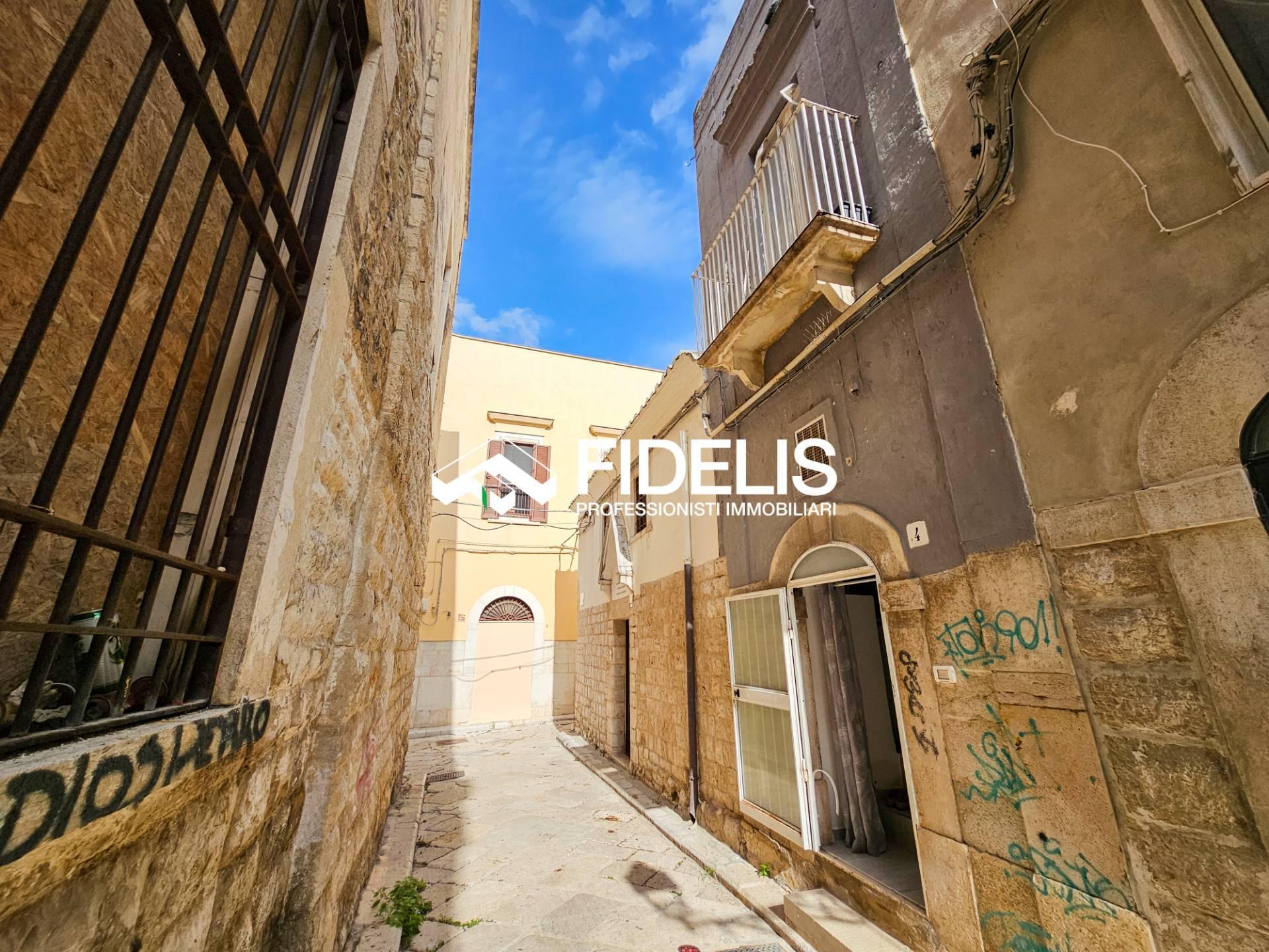 Casa indipendente in Via Sant'Angelo dei Meli 4, Andria
