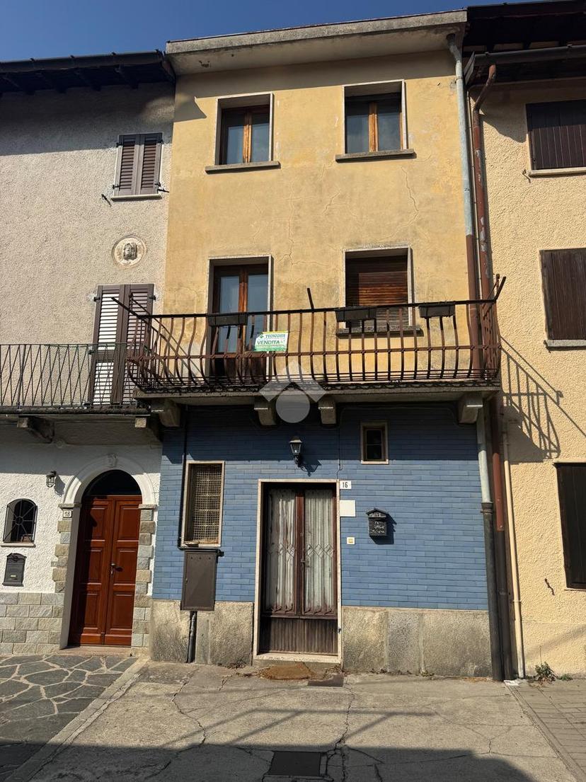 Casa indipendente in Via Castello 16, Alta Valle Intelvi — foto 2 di 5