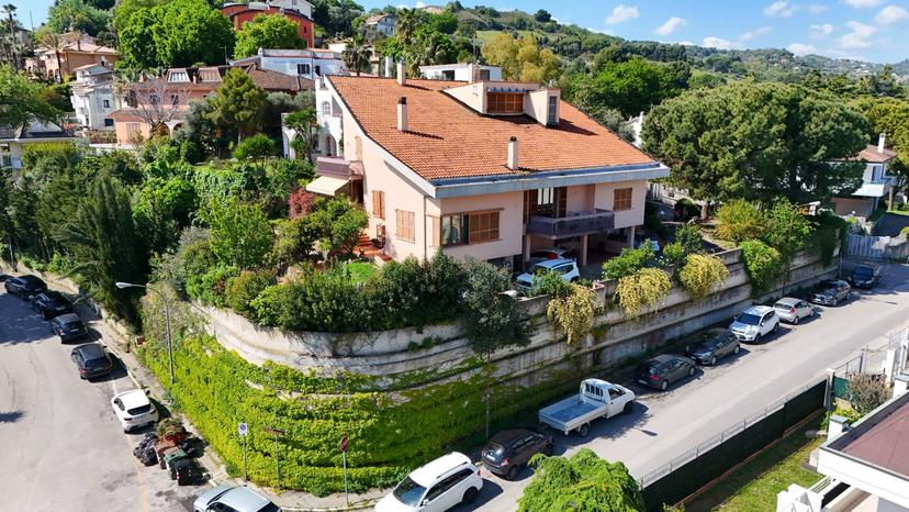 Villa in Via Sanzio Giovannelli 1, San Benedetto del Tronto — foto 4 di 5