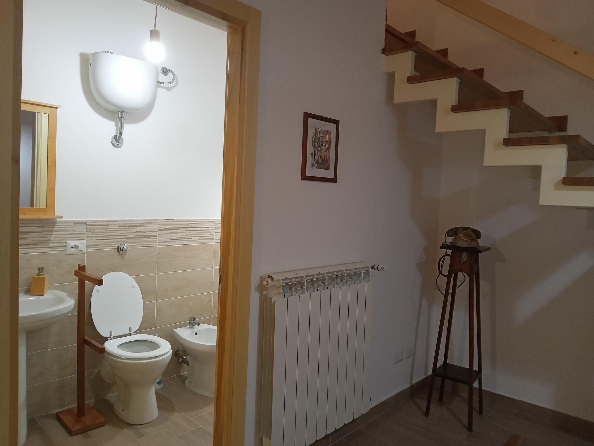 Appartamento in villa in Via Isnello 95, Collesano