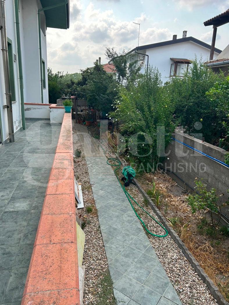 Casa indipendente in Via Raimondo Bonu 1, Santa Giusta — foto 2 di 5