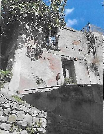 Casa indipendente in Via Santo Spirito 18, Bova