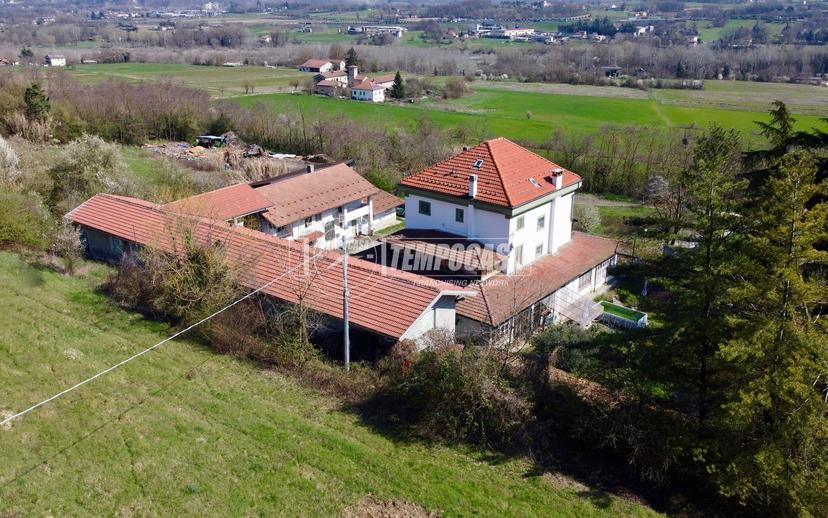 Casa indipendente in Strada Parasio, Ovada — foto 3 di 5