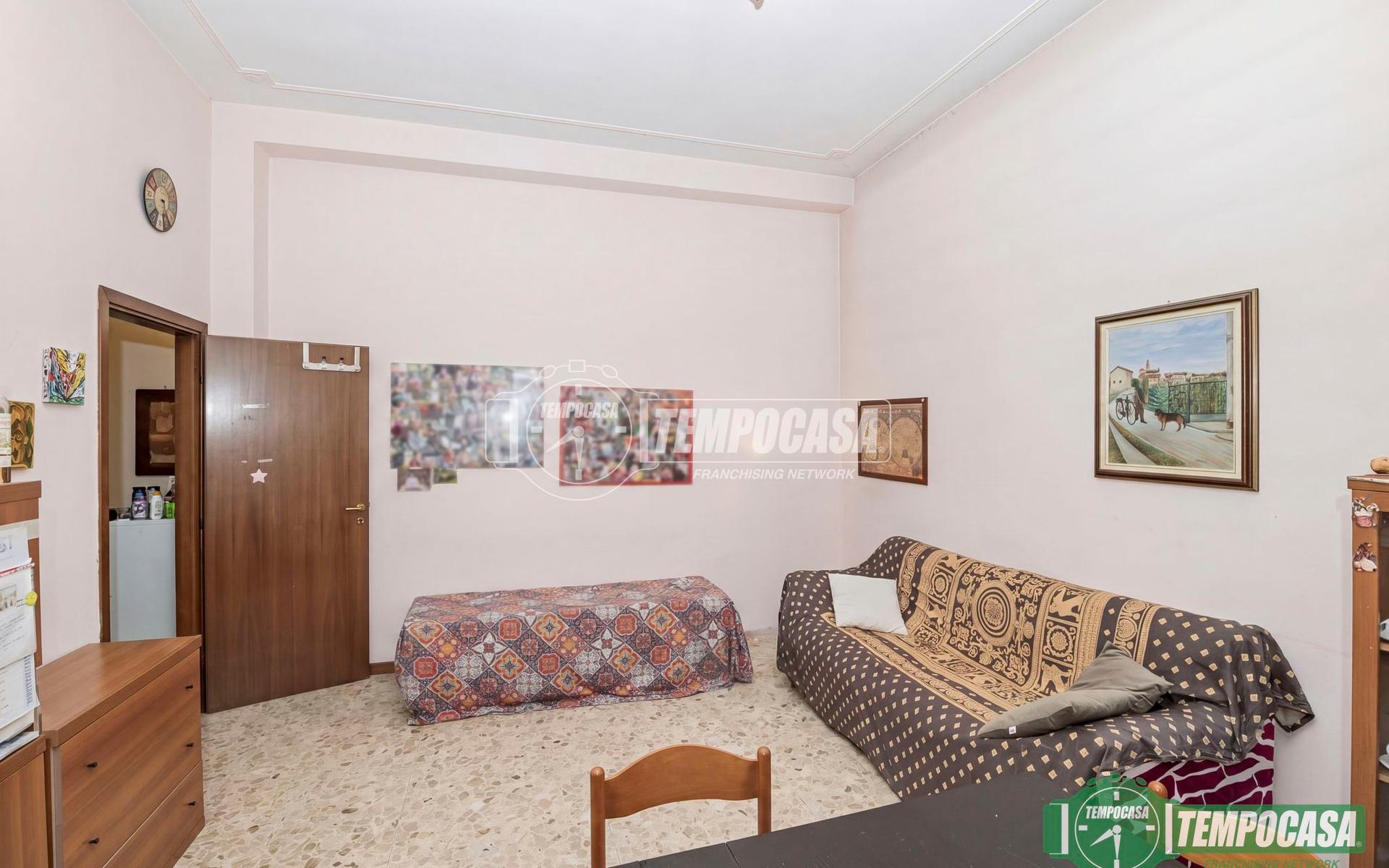Trilocale in Via Cavour 10/d, San Giuliano Milanese