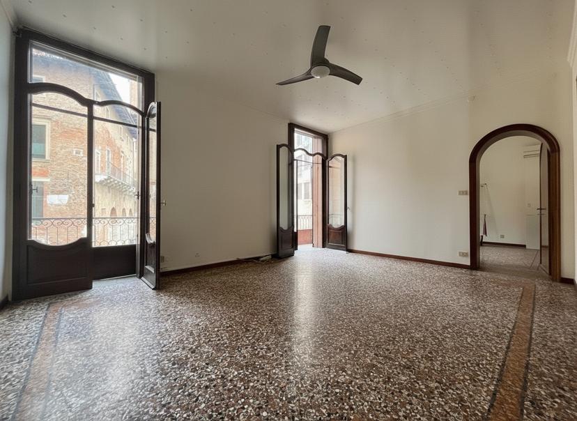 Appartamento in Piazza delle Erbe 19, Vicenza