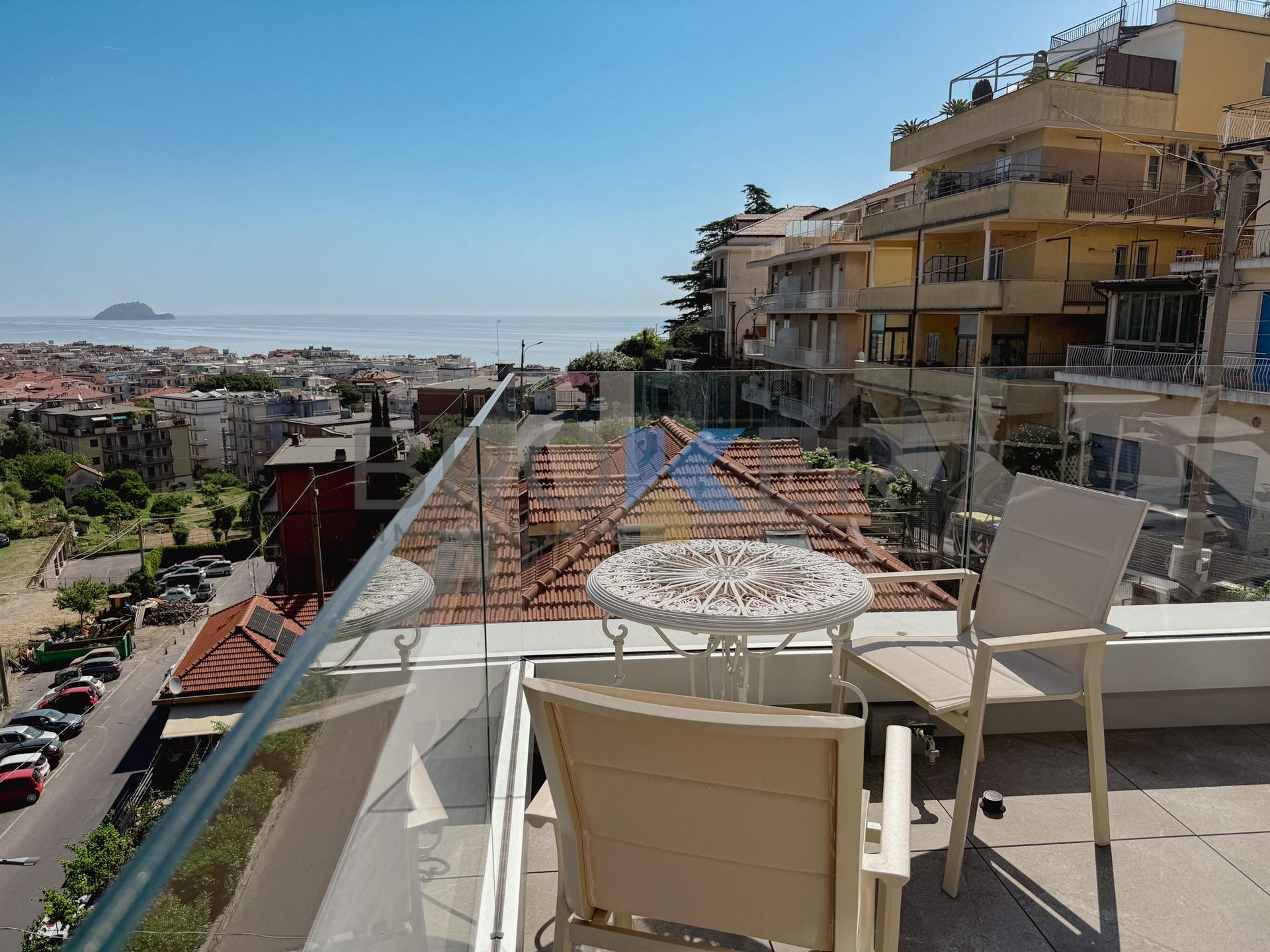 Attico in Via Luigi Borri 36, Alassio