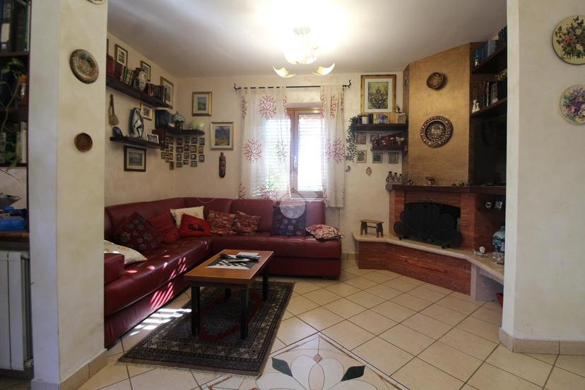 Villa a schiera in Via Troncovito 18, Reggio di Calabria — foto 3 di 5