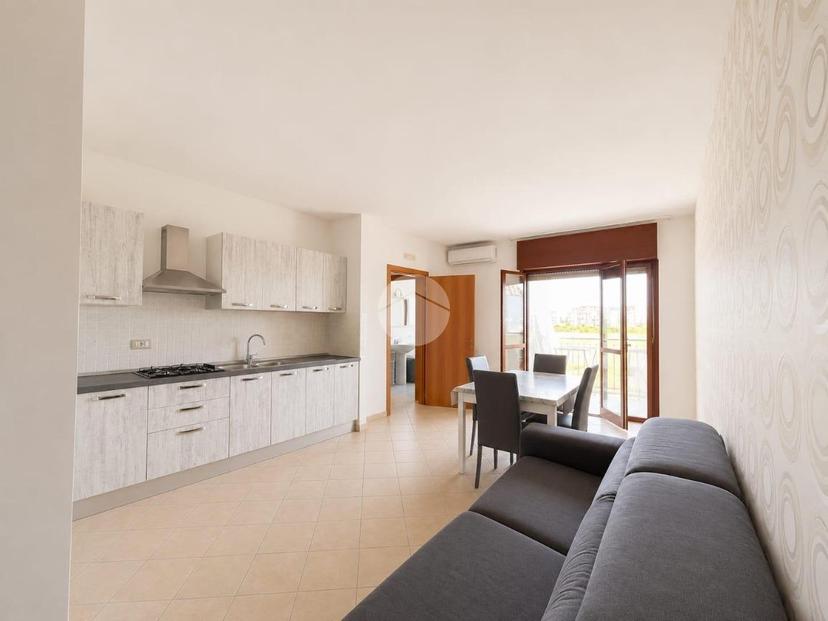 Trilocale in Via Antonio De Rosa 37, Giugliano in Campania — foto 4 di 5