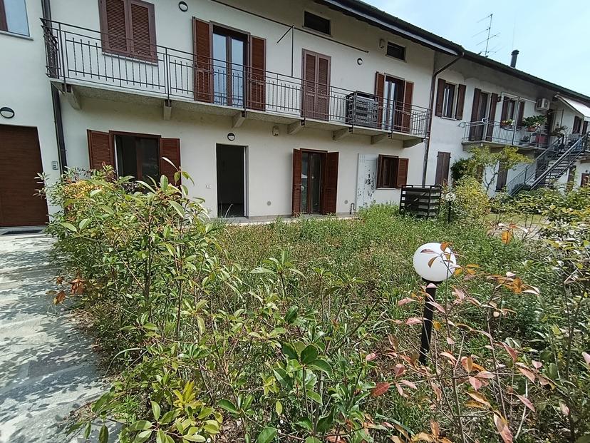 Bilocale in Via Broli 2, Vergiate — foto 4 di 5