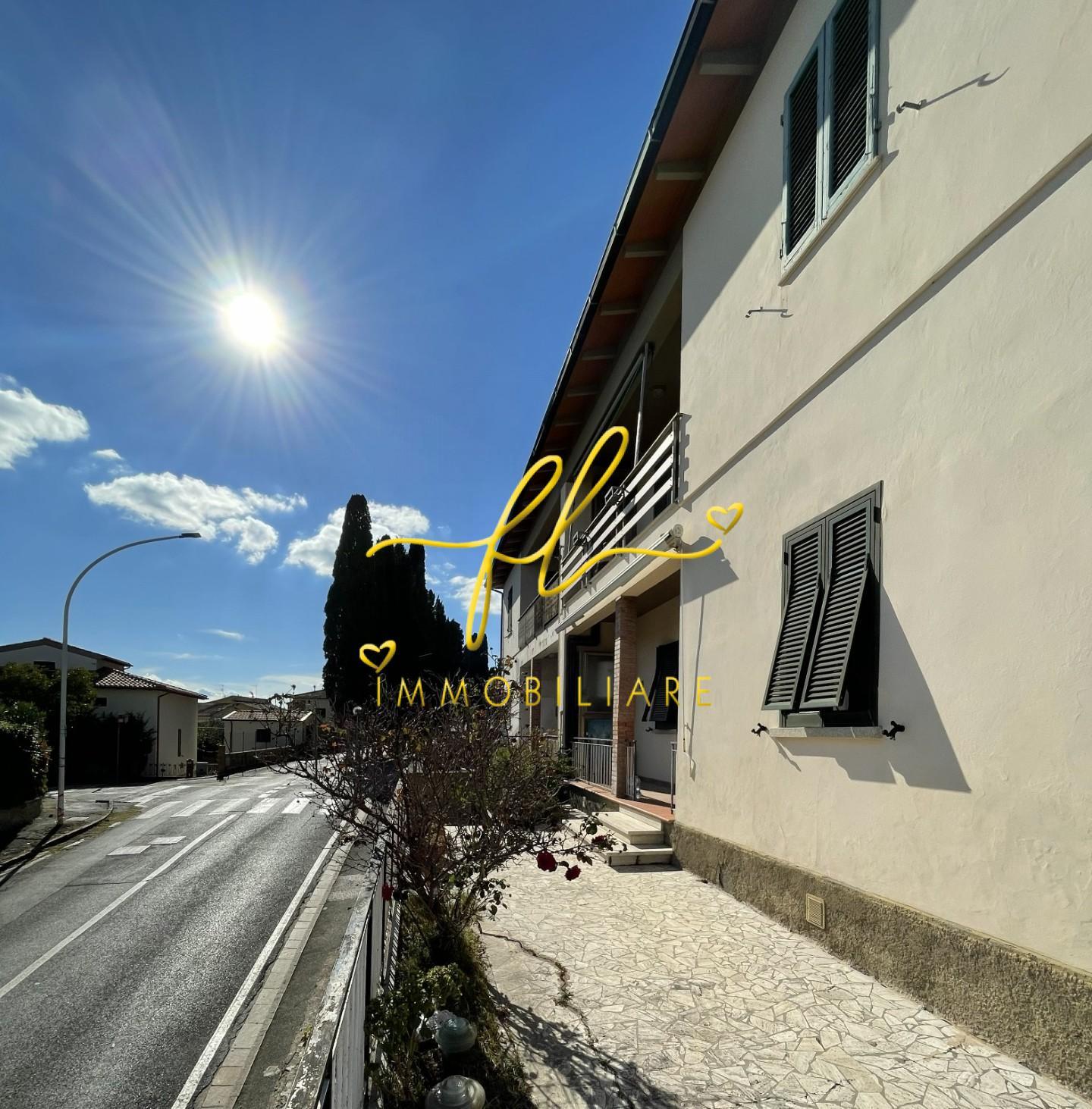 Villa bifamiliare, Pomarance