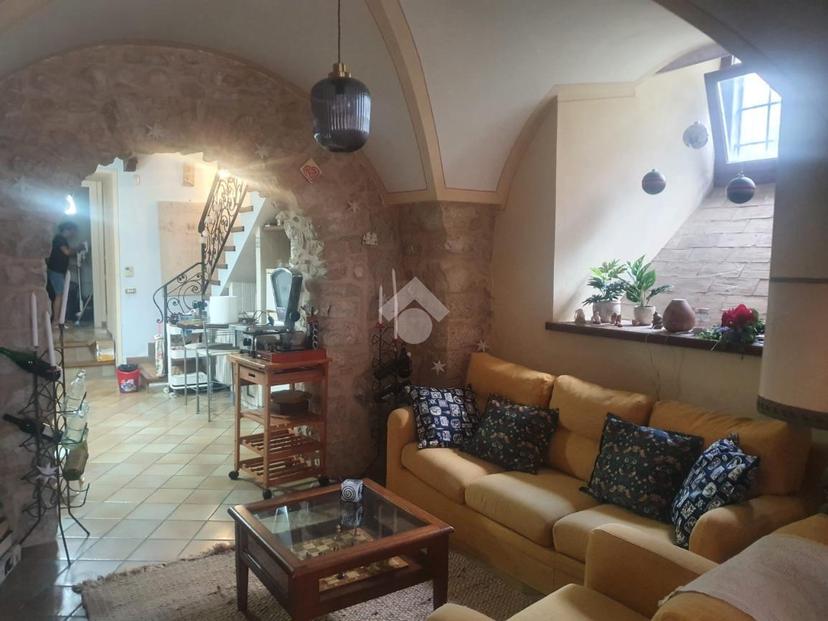 Casa indipendente in Via Tor di Lotte 21, Veroli — foto 2 di 5
