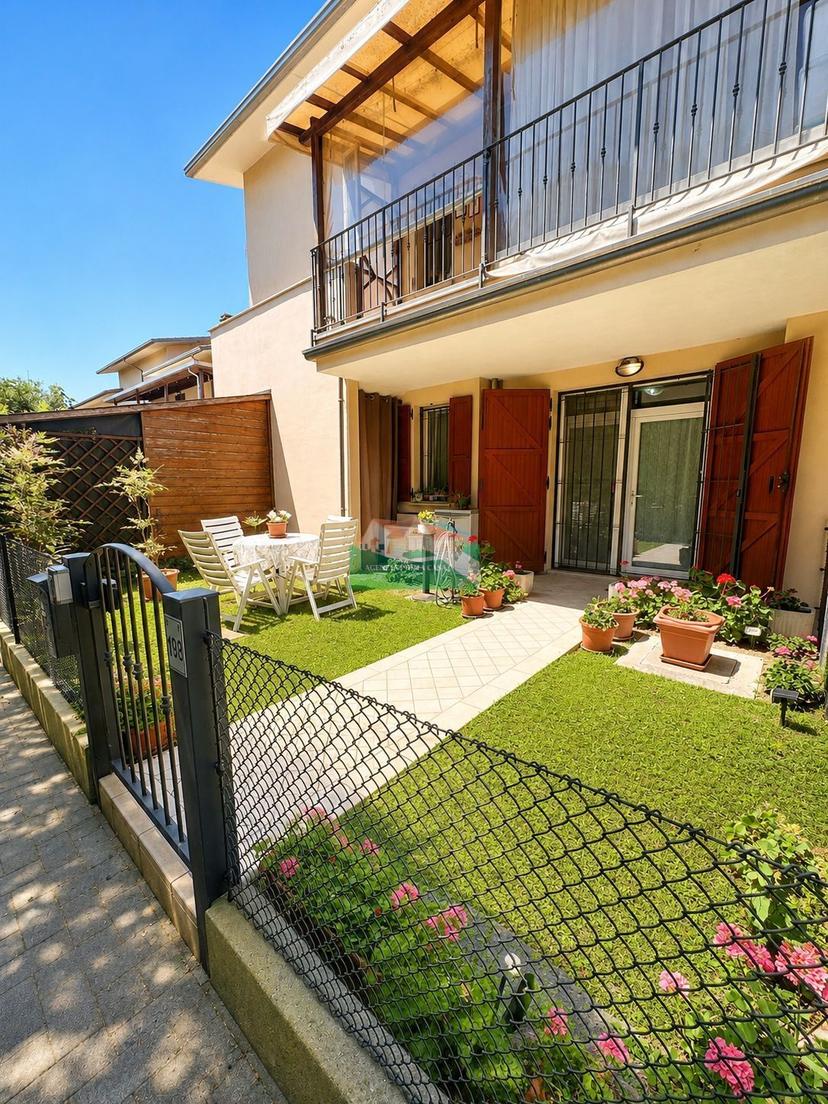 Trilocale in Viale Guido Cavalcanti, Ravenna