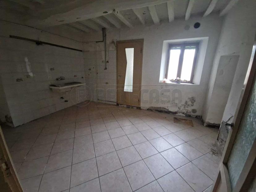 Villa a schiera in Via Amilcare Ponchielli, Castelverde — foto 5 di 5