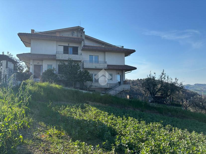 Villa a schiera in Contrada Telesio 4, Cellino Attanasio — foto 4 di 5