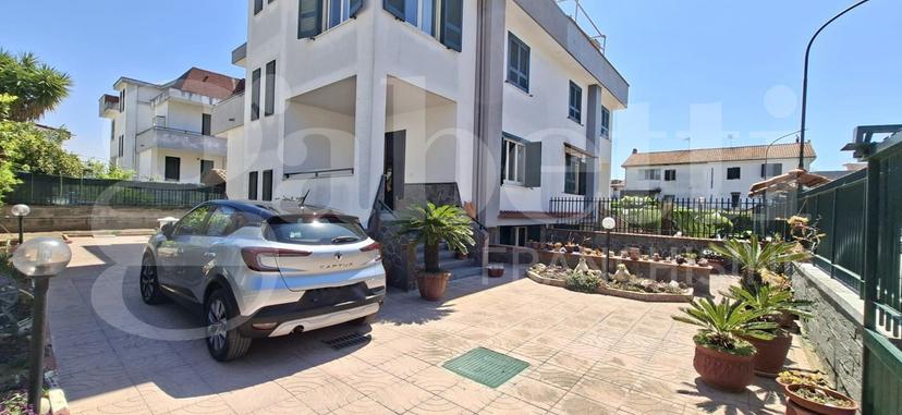 Villa a schiera in Via Ripuaria  00, Giugliano in Campania — foto 4 di 5