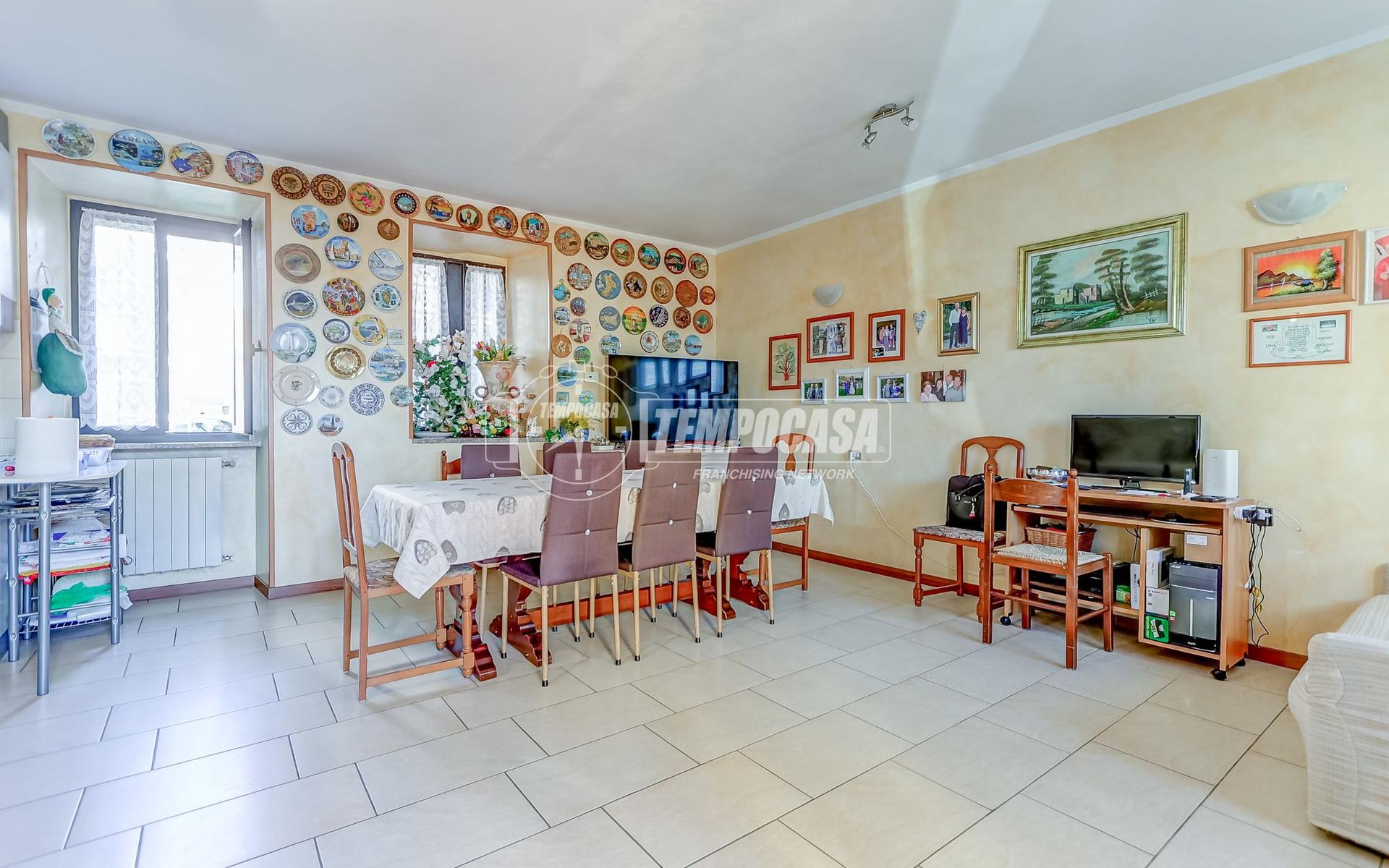 Casa indipendente in Vicolo Chiuso, Taino