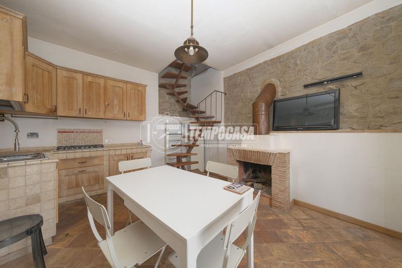 Casa indipendente in Via di Sant'Andrea, Campagnano di Roma — foto 3 di 5