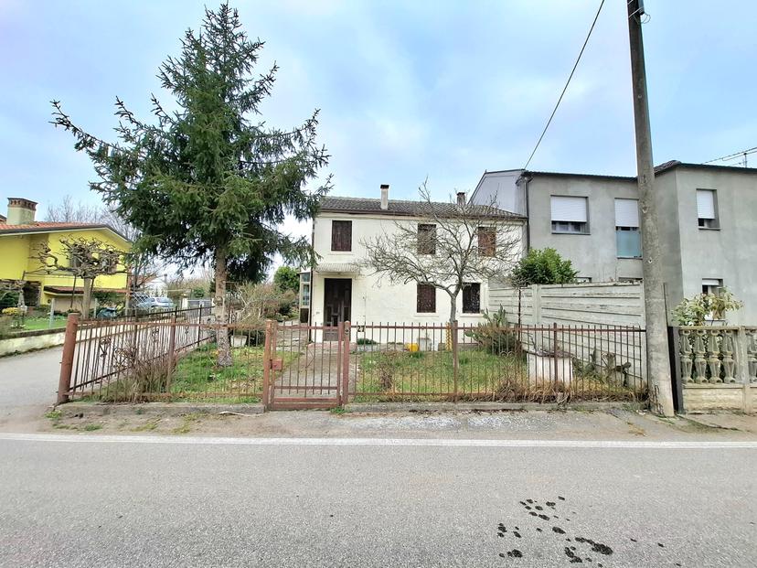 Villa a schiera in Via Cà Matte 27, Rovigo — foto 4 di 5