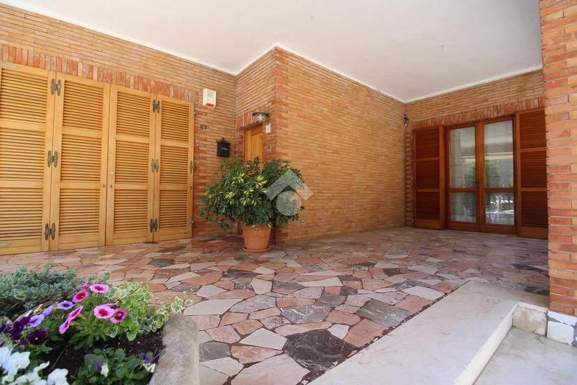 Casa indipendente in Via a. Giulietti 69, Sirolo — foto 2 di 5