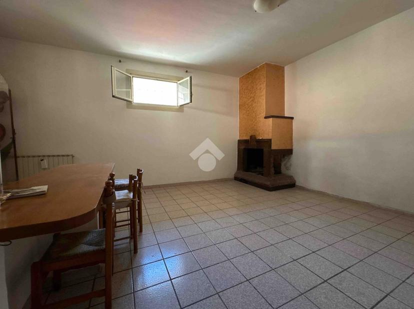 Trilocale in Via della Pace 30, Tuscania — foto 2 di 5