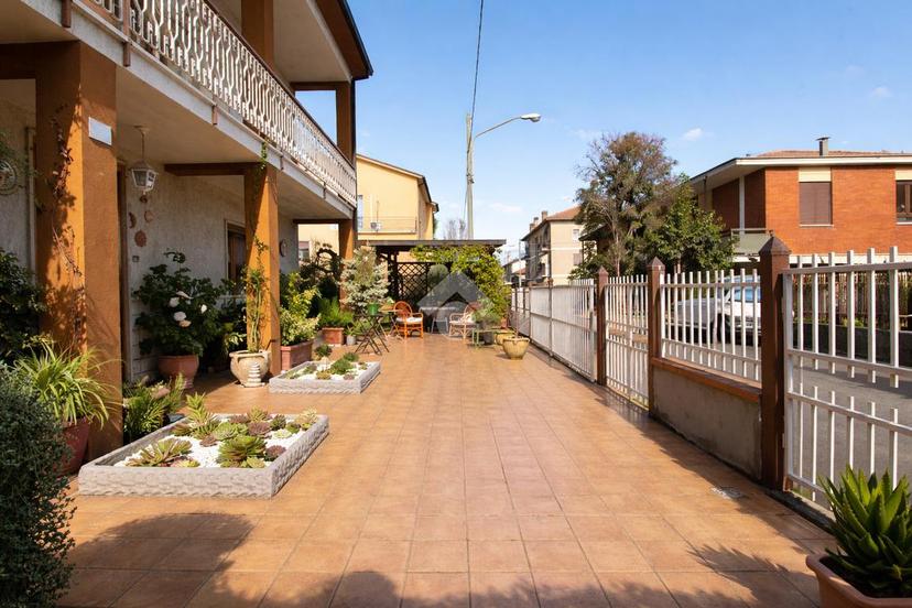 Casa indipendente in Via Topino 1, Terni — foto 2 di 5