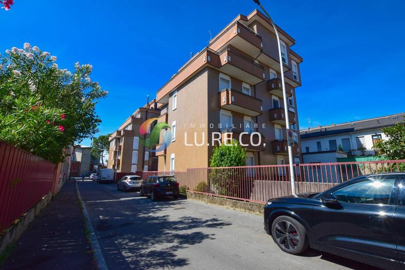 Trilocale in Prati 9, Seregno — foto 2 di 5