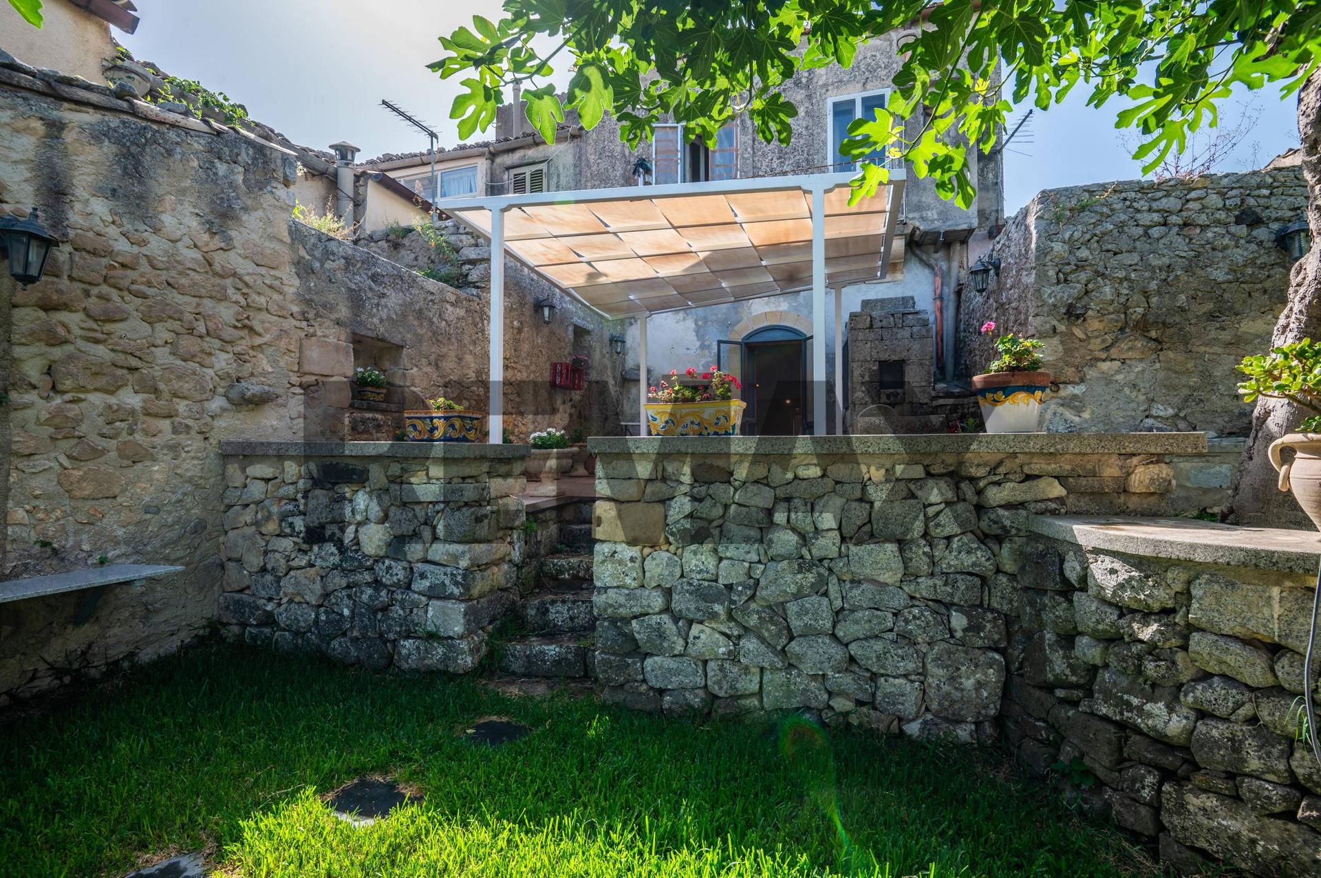 Casa indipendente in Via Acre 80, Palazzolo Acreide