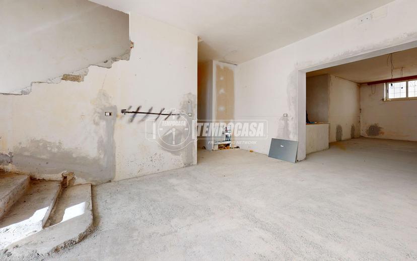 Casa indipendente in Via Regina Elena, Ploaghe — foto 2 di 5