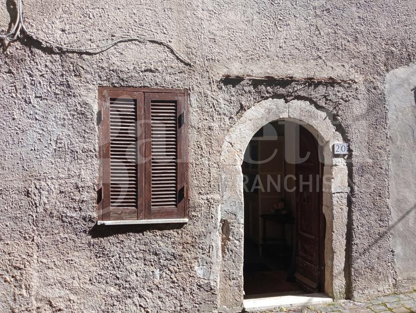 Trilocale in Villa S.Sebastiano V. - Via Corradino  20, Tagliacozzo
