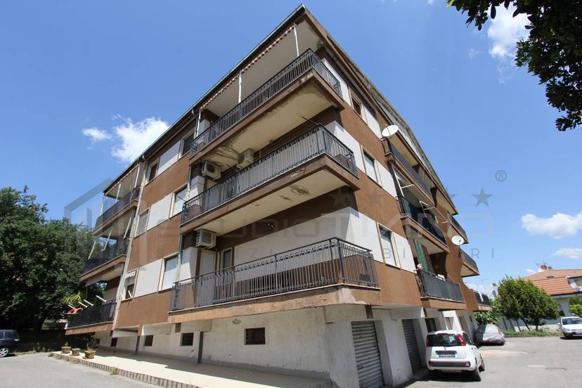 Appartamento in Via Rusoli 2, Castrolibero — foto 3 di 5