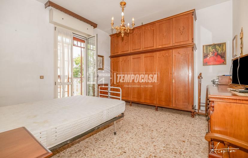 Trilocale, Modena