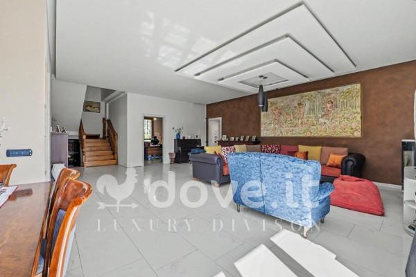 Villa in Via Alessandro Volta 100, Cesano Maderno — foto 2 di 5