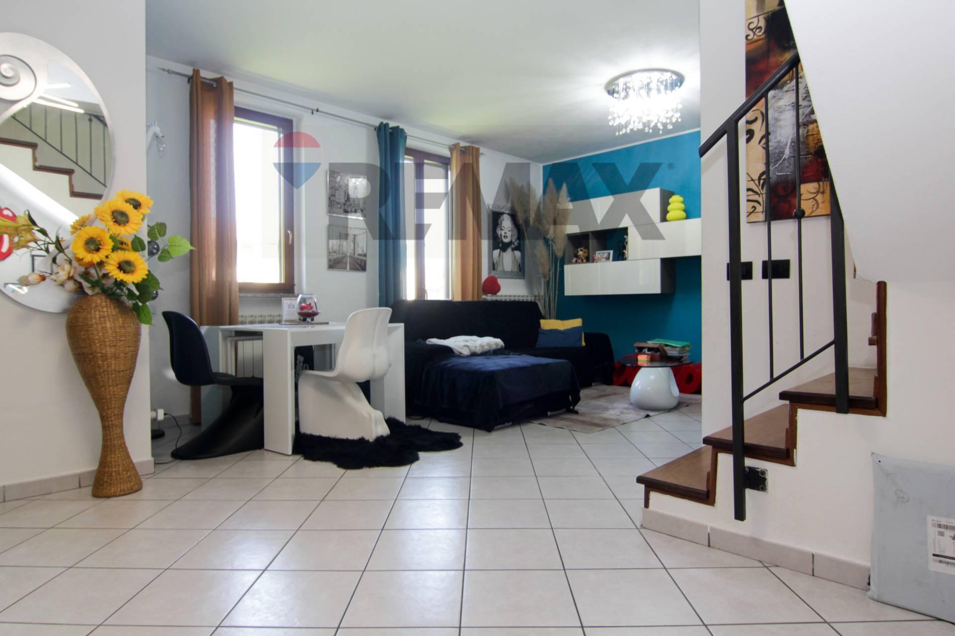 Trilocale in Via Pravallo 7a, Lozza