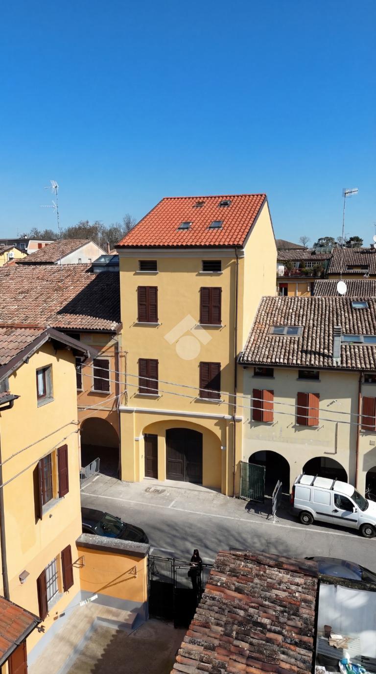Trilocale in Via XXV Aprile 17, Castelnovo di Sotto — foto 4 di 5