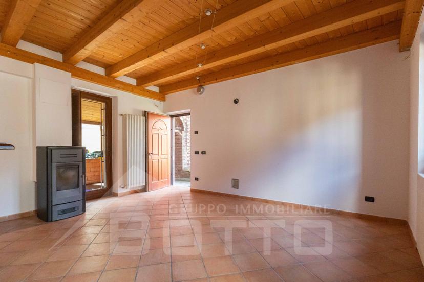 Casa indipendente in Via Garibaldi 13a, Cavaglio d'Agogna — foto 5 di 5